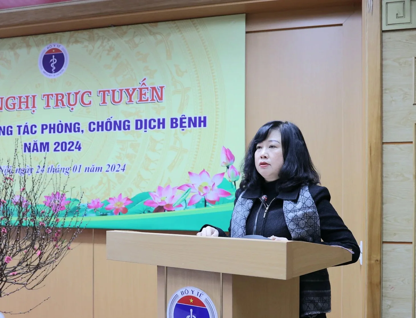 Bộ trưởng Bộ Y tế: Dịch bệnh truyền nhiễm vẫn diễn biến phức tạp, khó lường- Ảnh 1. Bộ trưởng Bộ Y tế: Dịch bệnh truyền nhiễm vẫn diễn biến phức tạp, khó lường- Ảnh 1.
