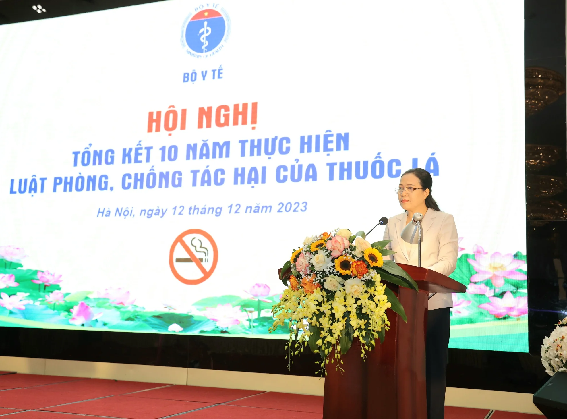 Bộ trưởng Bộ Y tế: Tại Việt Nam, mỗi năm có ít nhất 40.000 ca tử vong do các bệnh liên quan đến thuốc lá- Ảnh 3. Bộ trưởng Bộ Y tế: Tại Việt Nam, mỗi năm có ít nhất 40.000 ca tử vong do các bệnh liên quan đến thuốc lá- Ảnh 3.