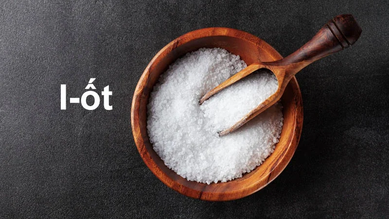 Hộ gia đình tại Việt Nam dùng muối i-ốt chỉ 27%, thấp hơn 3 lần khuyến cáo của WHO- Ảnh 1. Hộ gia đình tại Việt Nam dùng muối i-ốt chỉ 27%, thấp hơn 3 lần khuyến cáo của WHO- Ảnh 1.